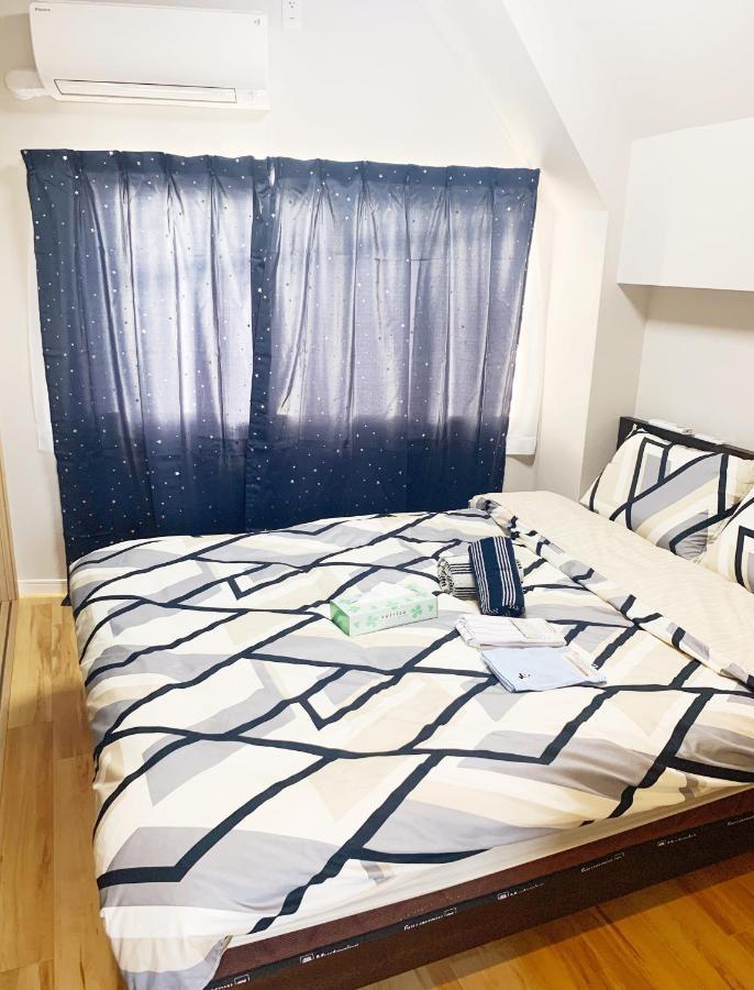 浅草圈4层独栋别墅 免费停车场 近车站 可直达机场 Appartement Tōkyō